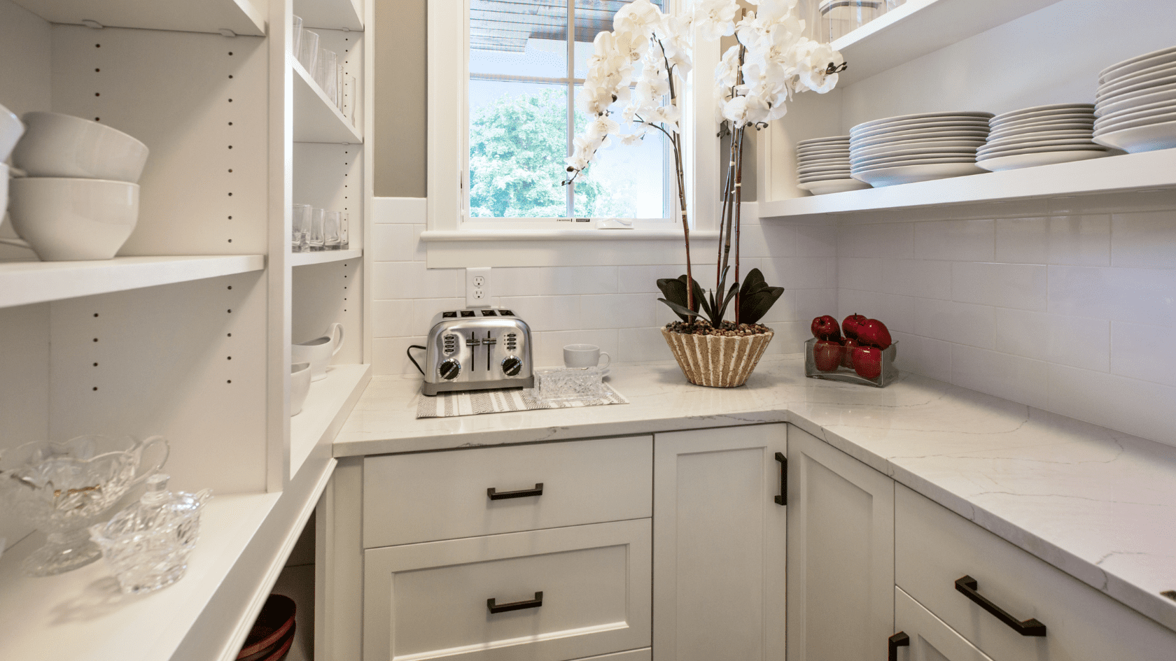 How a Custom Pantry Can Change the Way You Cook and Shop
